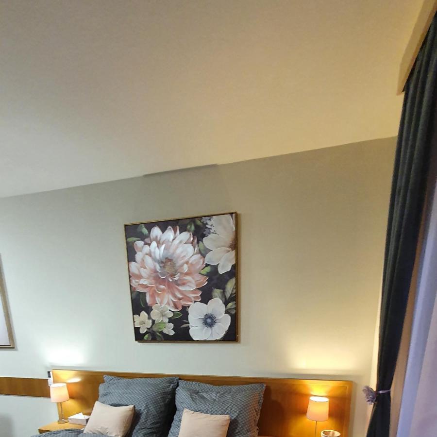 Relax Wellness Studio Hajdúszoboszló Apartamento Exterior foto